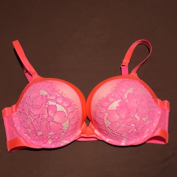 Victoria's Secret Very Sexy push up bra 36DD - Picture 1 of 5